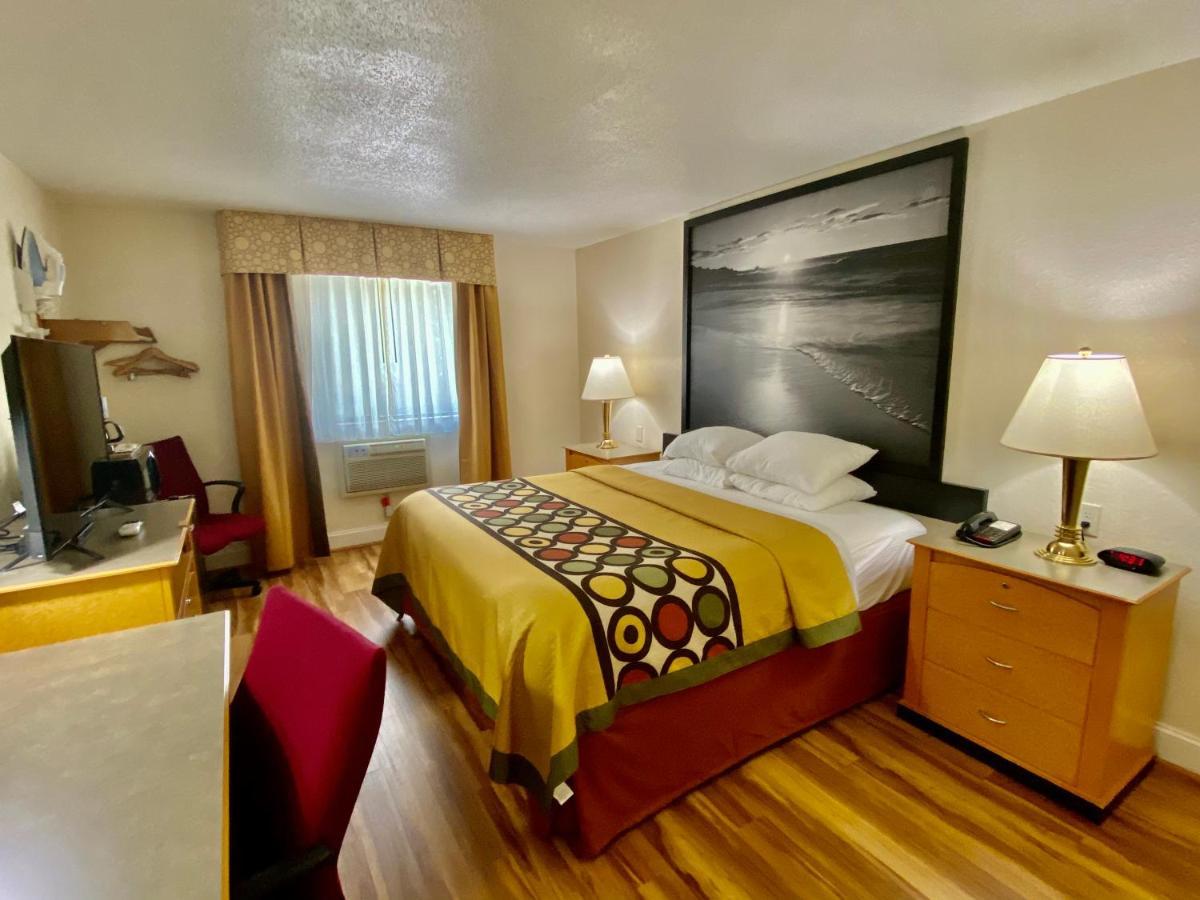 Super 8 By Wyndham Anderson/Clemson Area Motel Ngoại thất bức ảnh