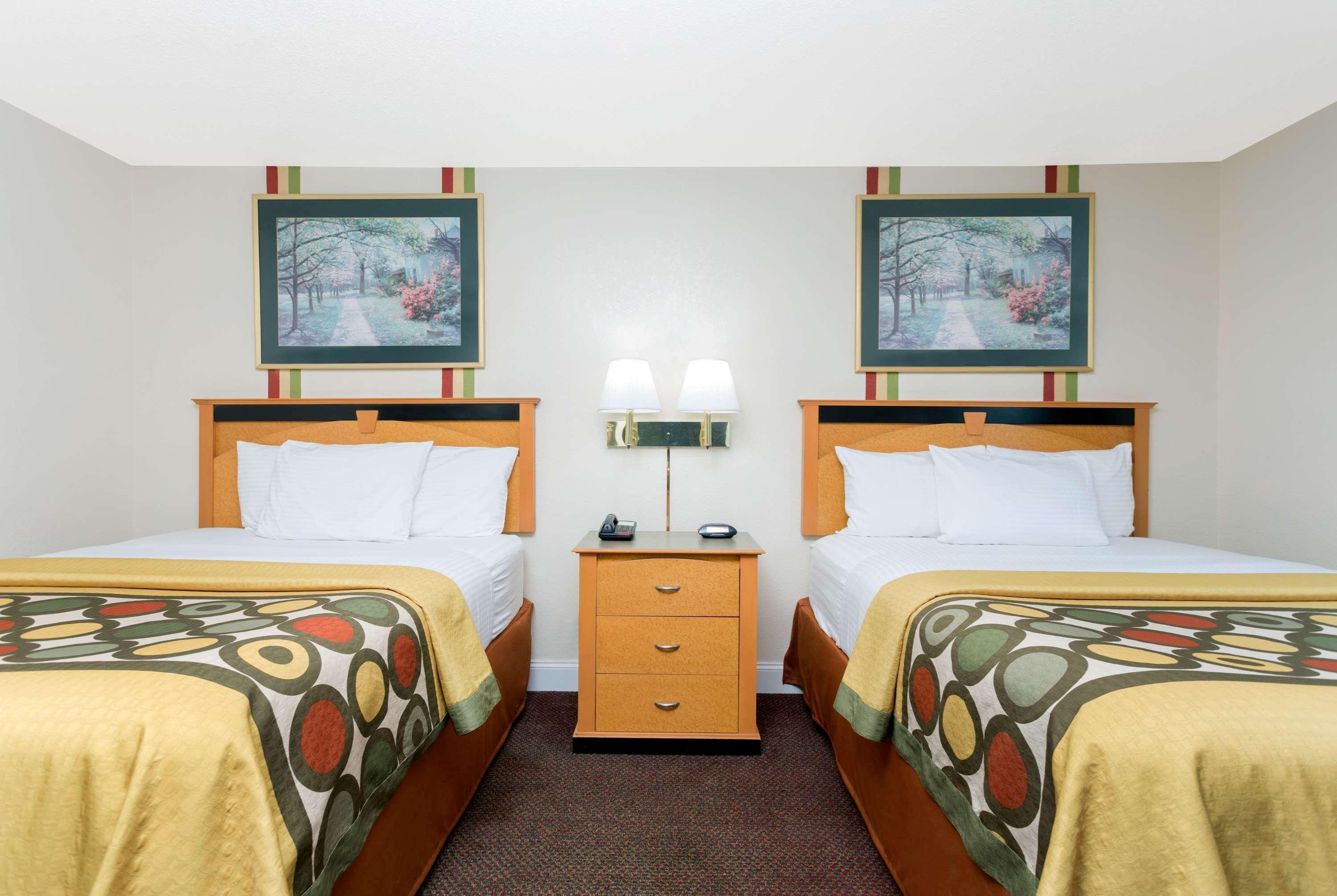Super 8 By Wyndham Anderson/Clemson Area Motel Ngoại thất bức ảnh