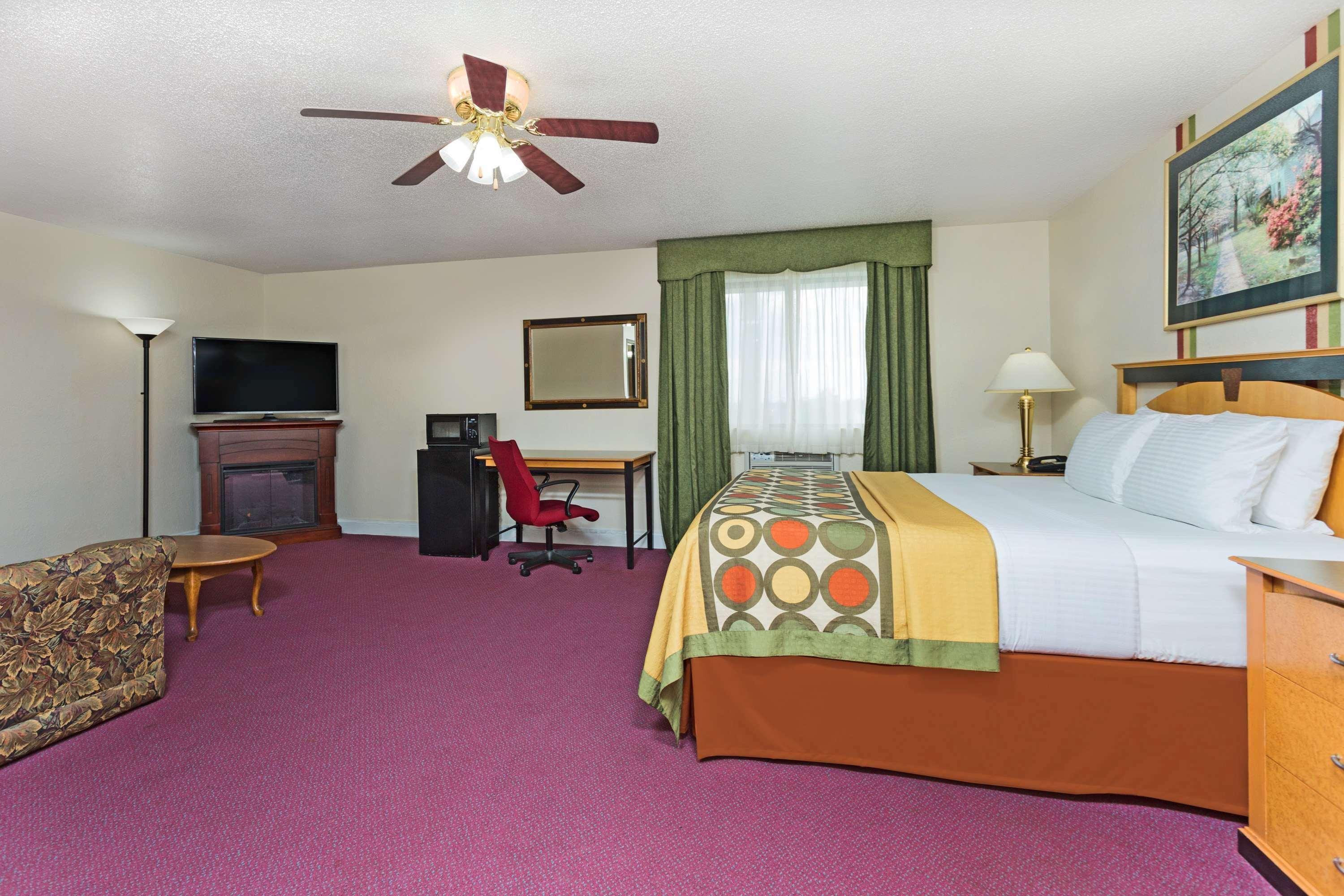 Super 8 By Wyndham Anderson/Clemson Area Motel Ngoại thất bức ảnh